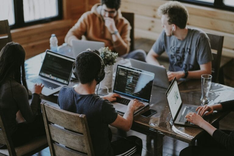 L’équipe APE Conseil, prestataire informatique à Lyon