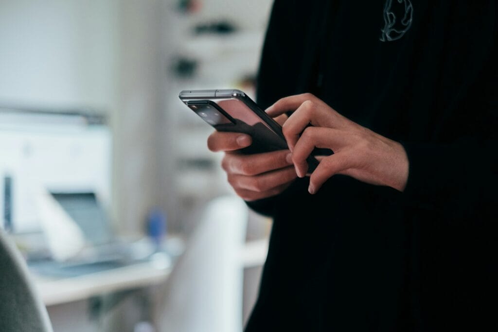 Gestion de flotte mobile (MDM) en entreprise — APE Conseil, Lyon